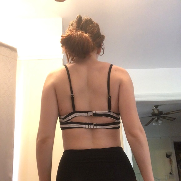 Black and White Striped Bikini Top - Picture 5 of 5